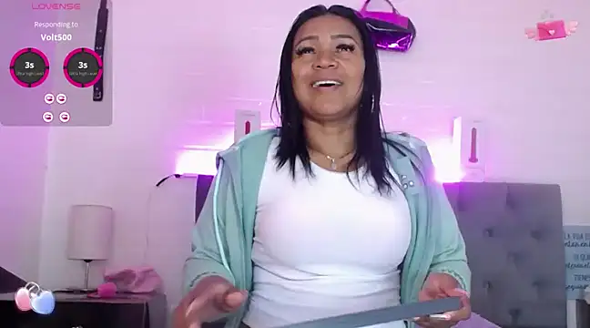 louise nails online show from January 2025 03:13:02 PM