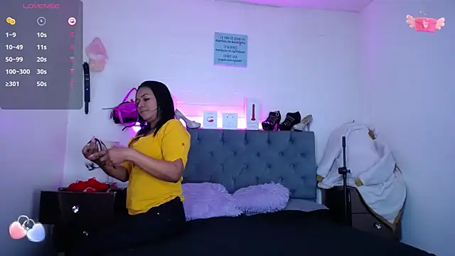 louise nails online show from March 2025 06:31:01 PM