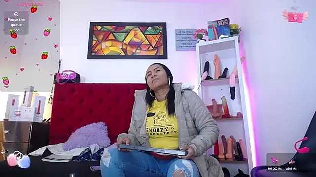 louise nails online show from September 2025 11:58:01 AM