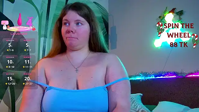 Snapshot of RubyValen chatting on December 2025 01:13:02 AM RubyValen online show from December 2025 01:13:02 AM