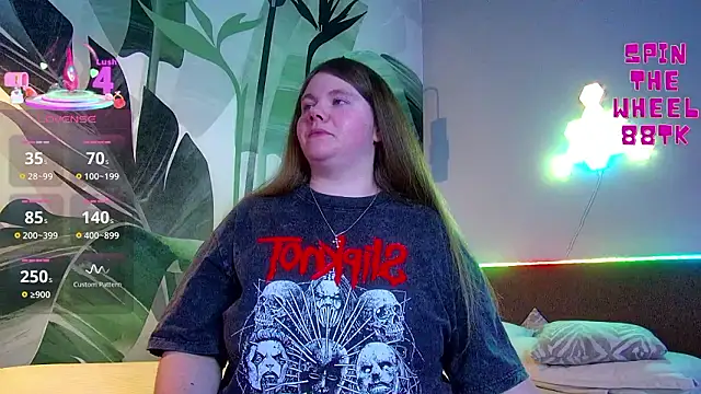 Snapshot of RubyValen chatting on February 2026 01:37:02 AM RubyValen online show from February 2026 01:37:02 AM