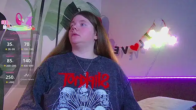 Snapshot of RubyValen chatting on February 2026 01:29:02 AM RubyValen online show from February 2026 01:29:02 AM