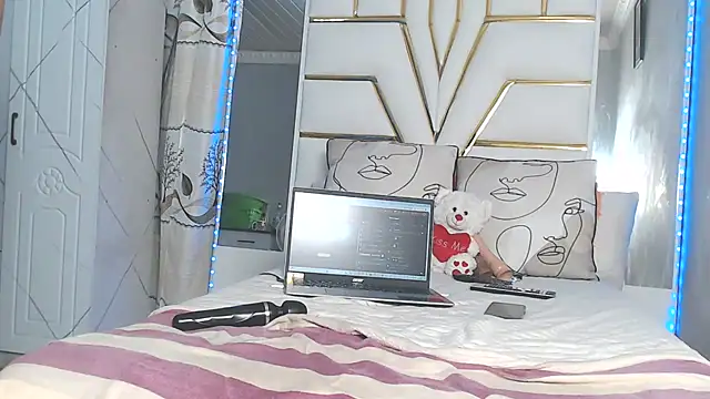 SexyyNana online show from February 2025 07:08:02 PM