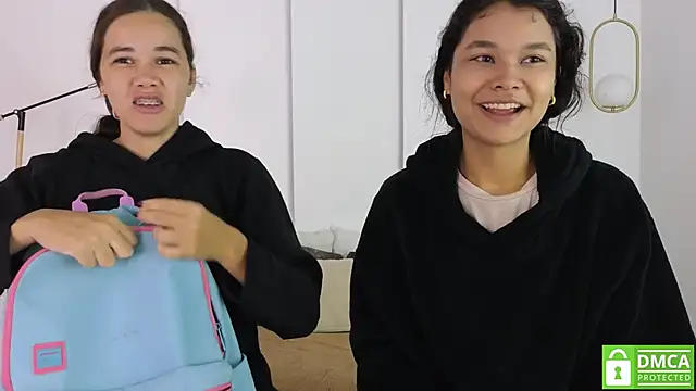 sexychanell 18 online show from September 2025 01:01:01 PM