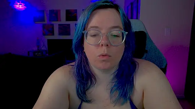 KiraSpitQueen online show from June 2026 03:49:01 AM