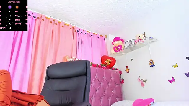 azahara nagi online show from April 2026 08:06:01 AM