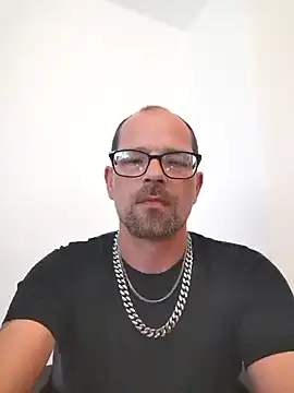 Snapshot of Adrian4711 chatting on June 2026 09:55:02 AM Adrian4711 online show from June 2026 09:55:02 AM