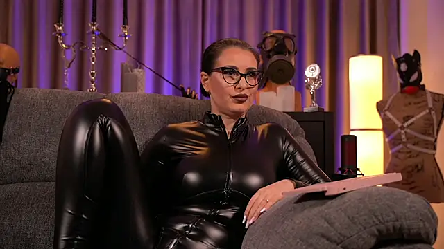 kelly kent online show from December 2024 03:21:02 AM