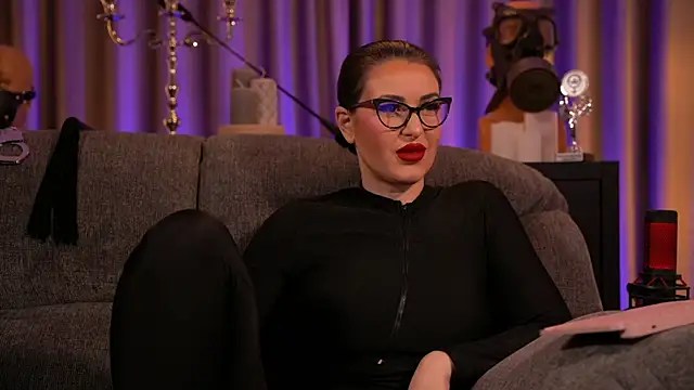 kelly kent online show from February 2025 12:53:02 AM