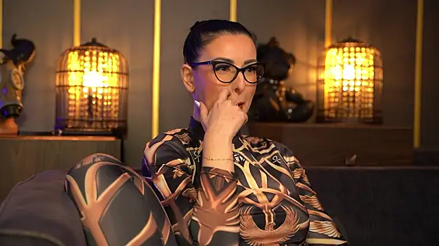 Snapshot of kelly_kent chatting on May 2026 08:04:04 PM kelly kent online show from May 2026 08:04:04 PM