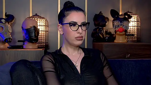 Snapshot of kelly_kent chatting on May 2026 11:32:02 PM kelly kent online show from May 2026 11:32:02 PM