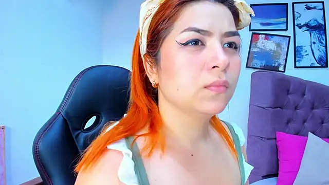 Gretta Queen online show from November 2025 06:07:02 PM