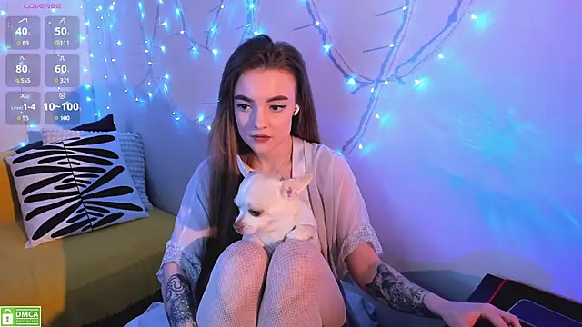 xwiuiwx online show from February 2025 10:22:01 PM