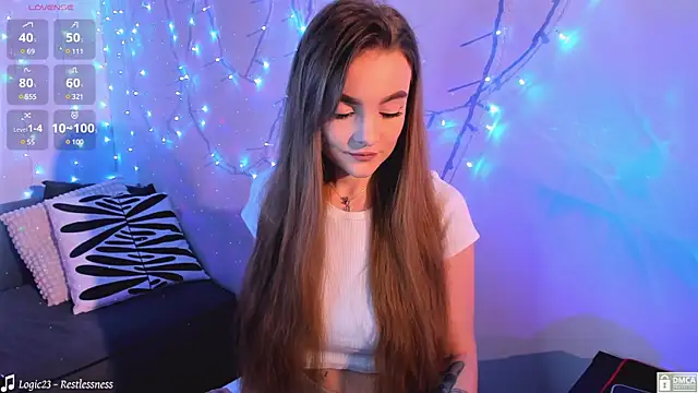 xwiuiwx online show from February 2025 07:36:01 PM