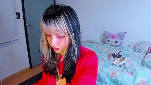 Snapshot of Akane-Mou chatting on December 2024 06:53:02 AM Akane-Mou online show from December 2024 06:53:02 AM