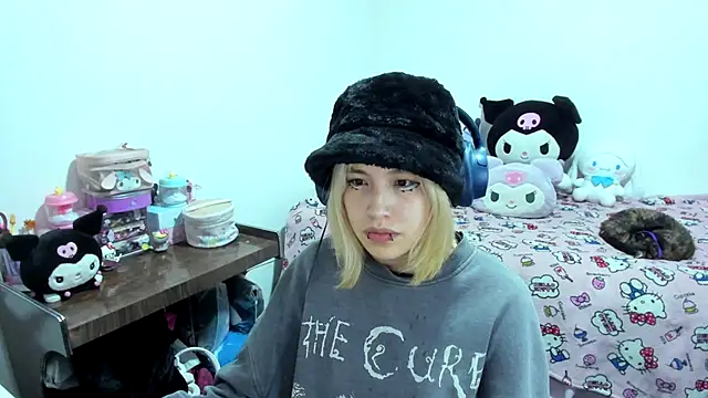 Snapshot of Akane-Mou chatting on September 2025 07:08:02 AM Akane-Mou online show from September 2025 07:08:02 AM