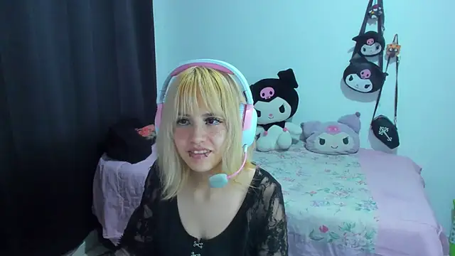 Snapshot of Akane-Mou chatting on October 2025 03:25:01 AM Akane-Mou online show from October 2025 03:25:01 AM