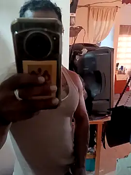 Snapshot of ivandignity chatting on December 2025 09:54:01 PM ivandignity online show from December 2025 09:54:01 PM