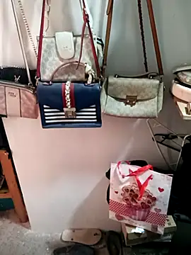 Snapshot of ivandignity chatting on February 2026 09:57:02 PM ivandignity online show from February 2026 09:57:02 PM