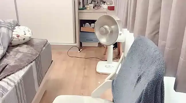 tw yaya online show from January 2025 04:59:01 AM