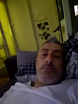 cuci45 online show from December 2025 11:44:02 PM