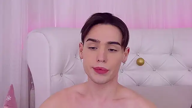 RobbyCharming online show from December 2024 04:53:02 AM