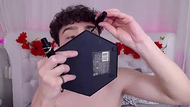 RobbyCharming online show from November 2025 03:30:02 AM