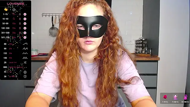 Snapshot of BubbbleGumm chatting on January 2025 07:28:01 PM BubbbleGumm online show from January 2025 07:28:01 PM