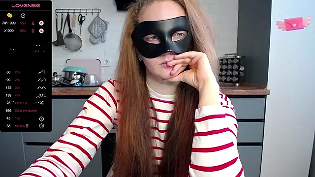Snapshot of BubbbleGumm chatting on February 2025 01:10:01 PM BubbbleGumm online show from February 2025 01:10:01 PM