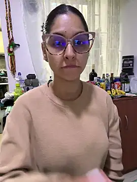 charlotte stevenss  online show from January 2025 02:58:01 PM