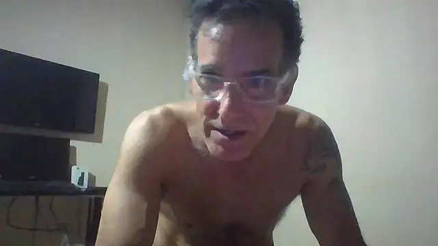 CaptainFox online show from July 2026 12:18:01 AM