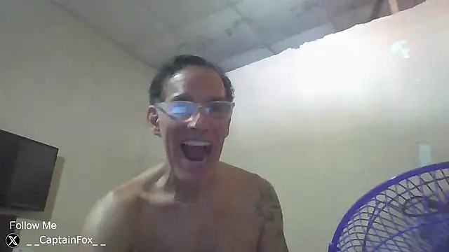 CaptainFox online show from August 2026 05:12:02 PM
