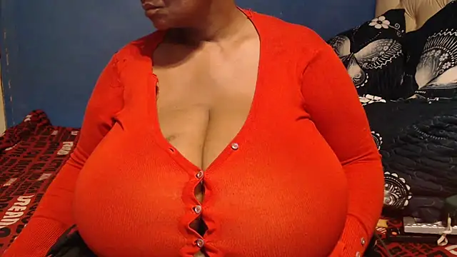 CUTEFIRMMELONSS online show from March 2026 07:29:01 PM