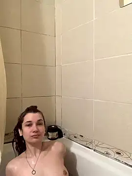 Snapshot of Carina_E chatting on January 2026 08:29:01 AM Carina E online show from January 2026 08:29:01 AM