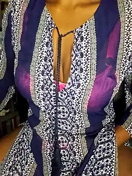 Shaniko89 online show from March 2026 01:55:02 AM