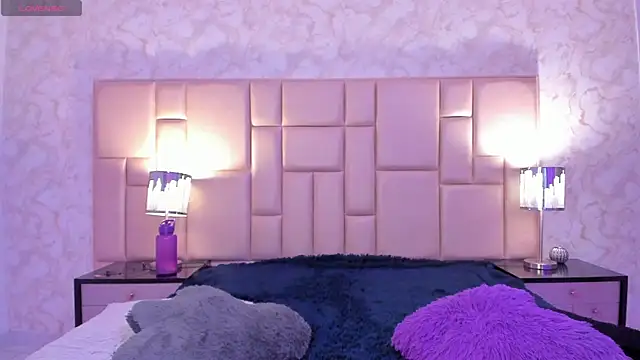 Darnellqueen online show from December 2024 02:34:02 AM