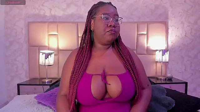 Darnellqueen online show from January 2025 04:04:01 AM