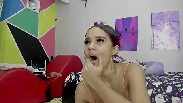 MarianaManzur online show from January 2025 02:36:01 PM