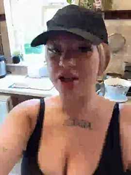 liquidxlogan online show from May 2026 06:27:01 PM