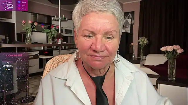 roxana brooks online show from February 2025 05:50:01 PM