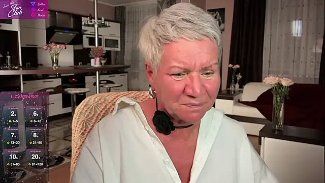 roxana brooks online show from March 2025 07:43:02 PM