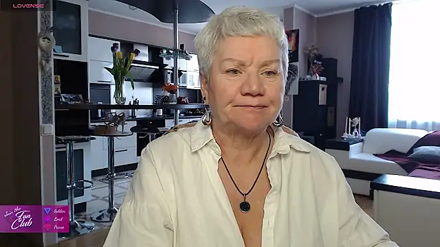 roxana brooks online show from March 2026 02:33:02 PM