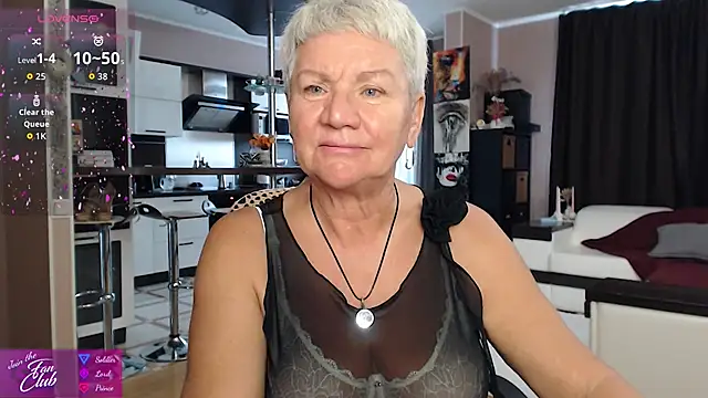 Snapshot of roxana_brooks chatting on June 2026 08:28:01 AM roxana brooks online show from June 2026 08:28:01 AM