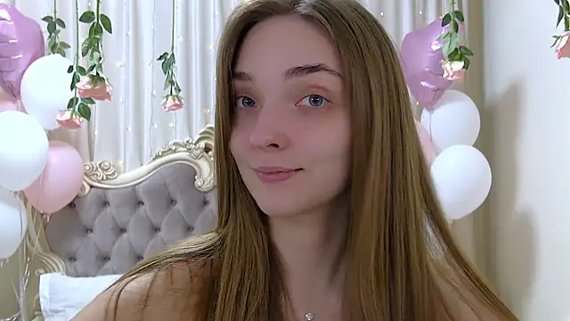 VirginieCruz online show from February 2025 10:31:01 PM