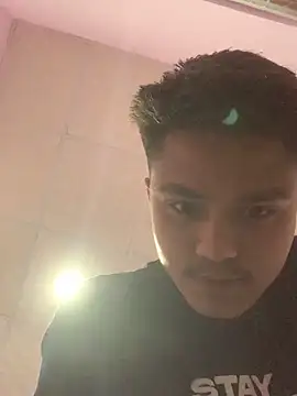 Hullax online show from March 2026 03:00:01 AM