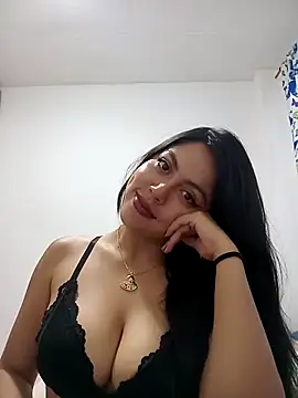 leah passion online show from February 2026 10:17:02 PM