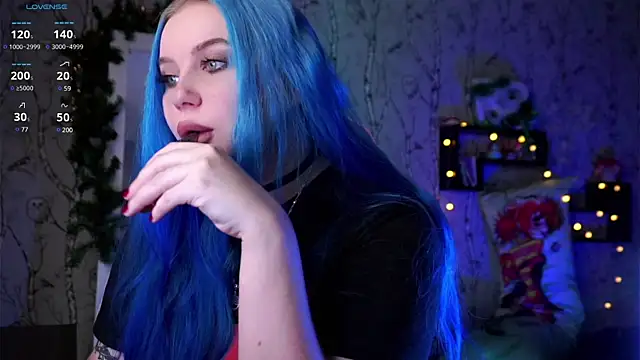 Snapshot of Moon_Valkyrie chatting on January 2025 10:16:02 AM Moon Valkyrie online show from January 2025 10:16:02 AM
