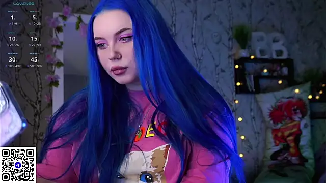 Snapshot of Moon_Valkyrie chatting on March 2025 01:42:02 AM Moon Valkyrie online show from March 2025 01:42:02 AM