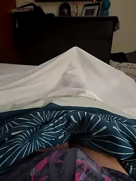 LuqenZo online show from April 2026 02:33:02 AM