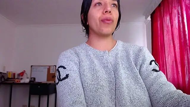 Snapshot of VALERY_MEER chatting on June 2026 12:33:02 PM VALERY MEER online show from June 2026 12:33:02 PM